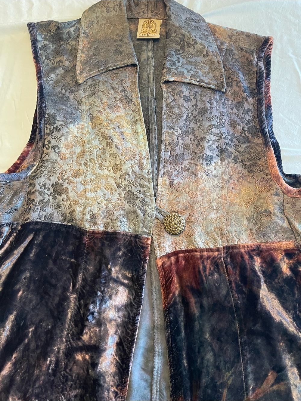 URU Vintage Iridescent Velvet Brocade Vest Long Sleeve Silk Blouse & Maxi Skirt - Picture 13 of 16